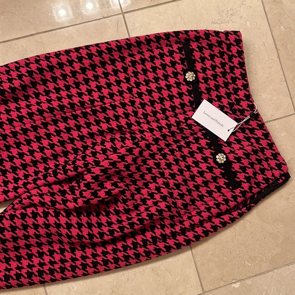 Brand new two piece revolve set - Picture 8 of 10